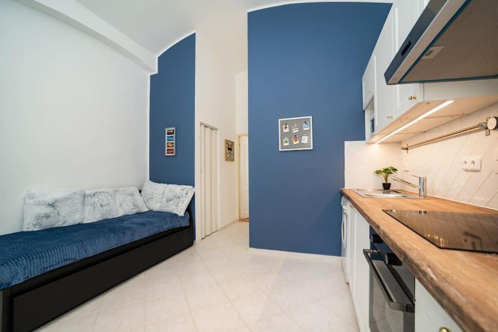 Cosy, Retro-styled Flat In Beautiful Zizkov Appartamento Praga